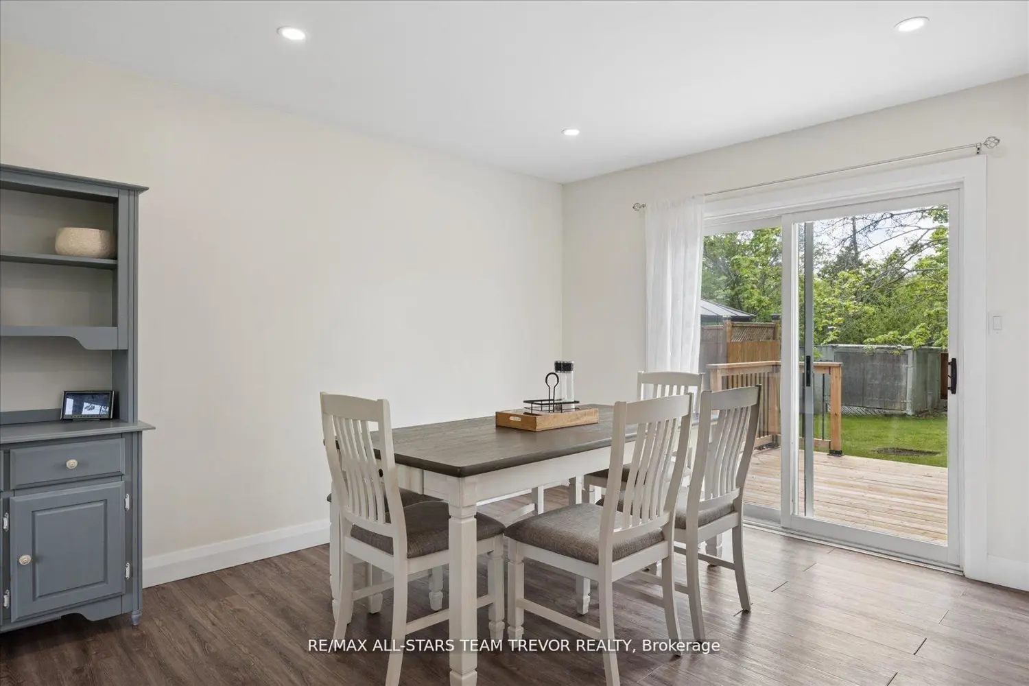 11 Halmar Park Road photo 3