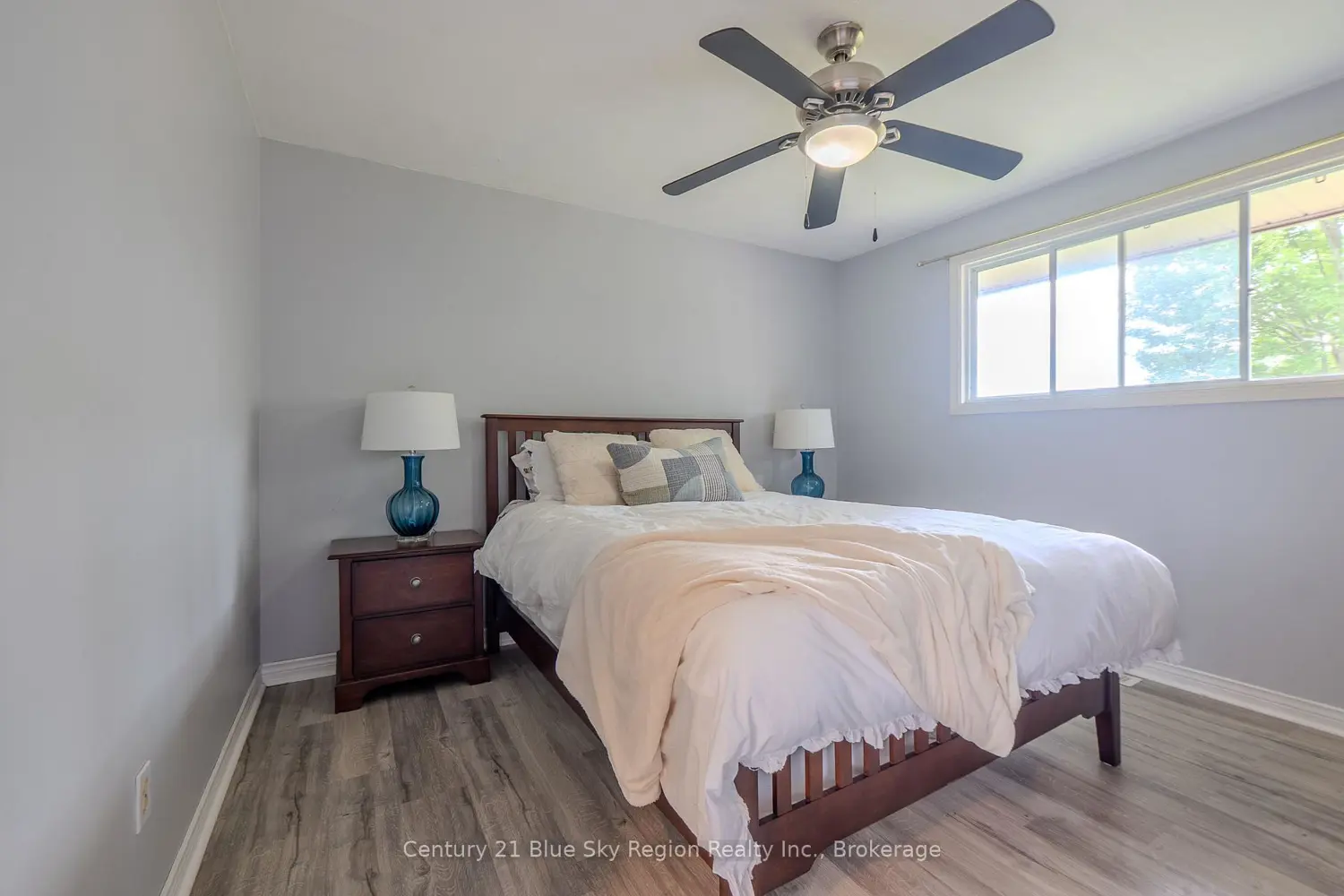 225 Reginald Road photo 5