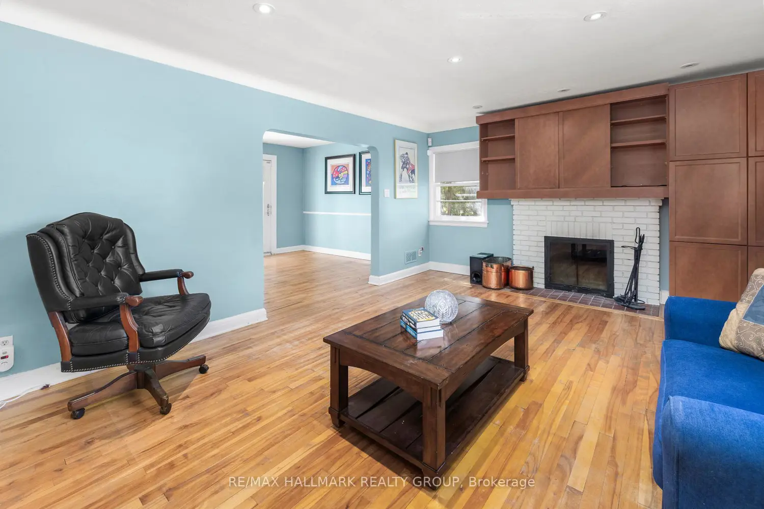 824 Byron Avenue photo 3