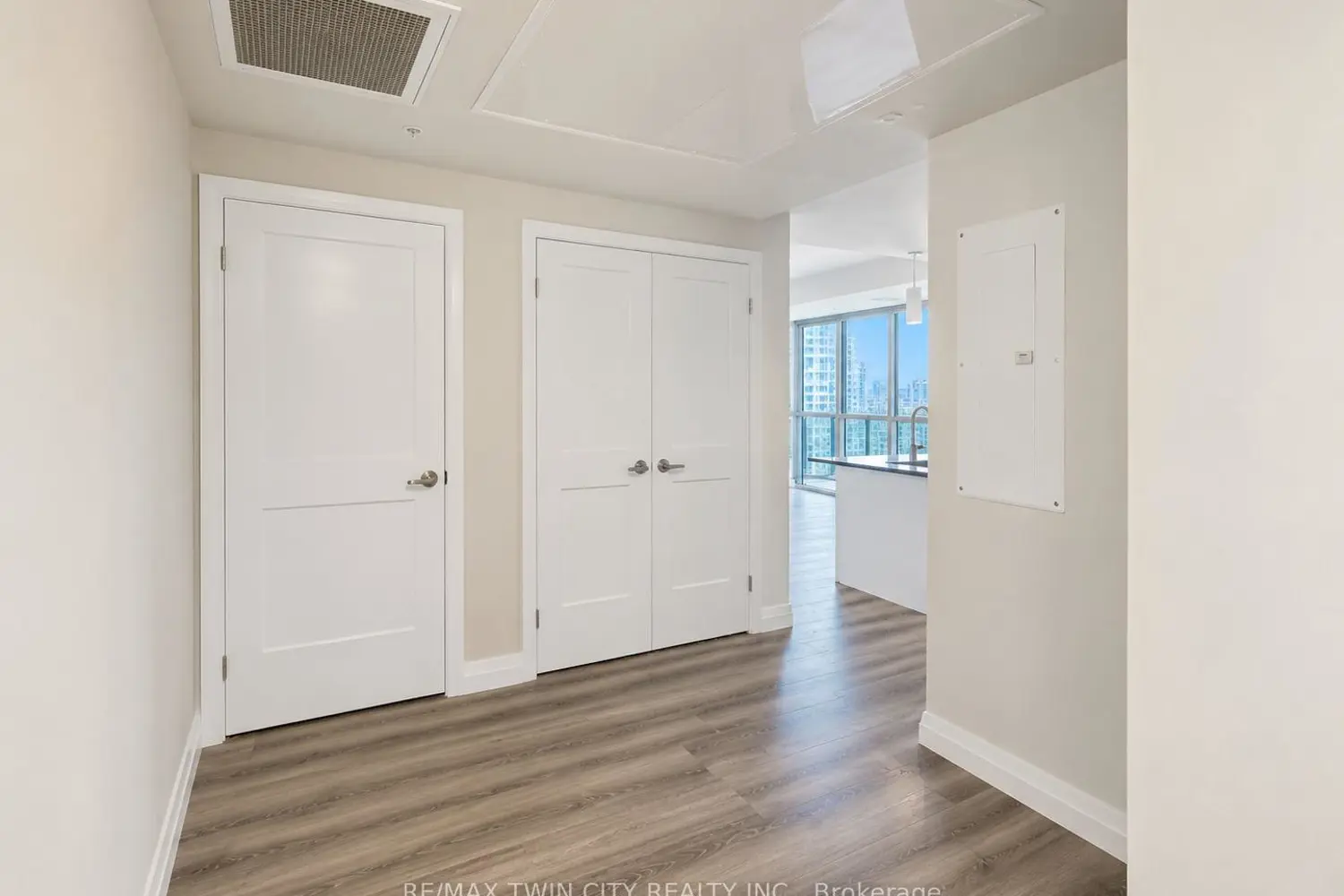 60 Charles Street 1402 photo 5