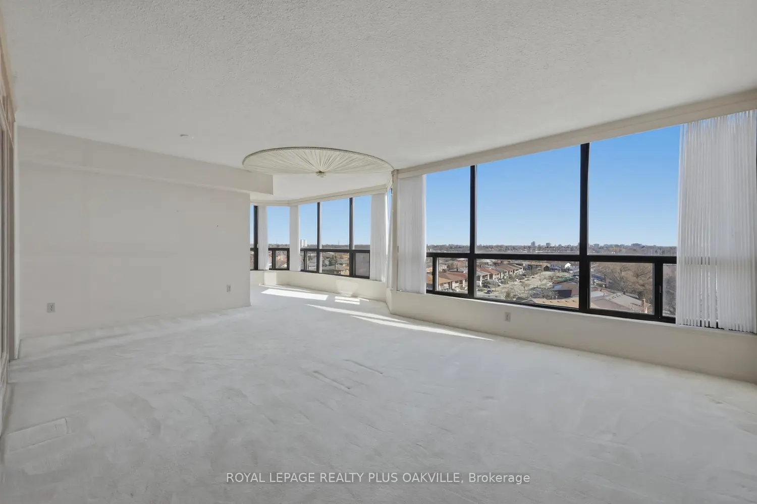 200 Robert Speck Parkway 808 photo 3