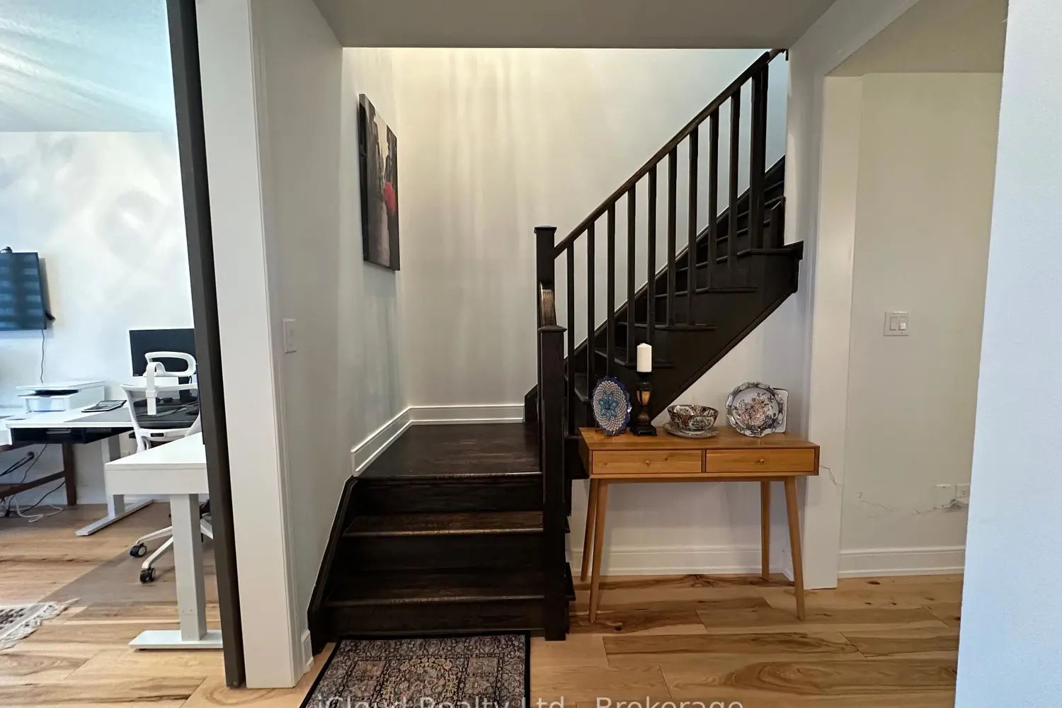 433 Jelinik Terrace photo 5