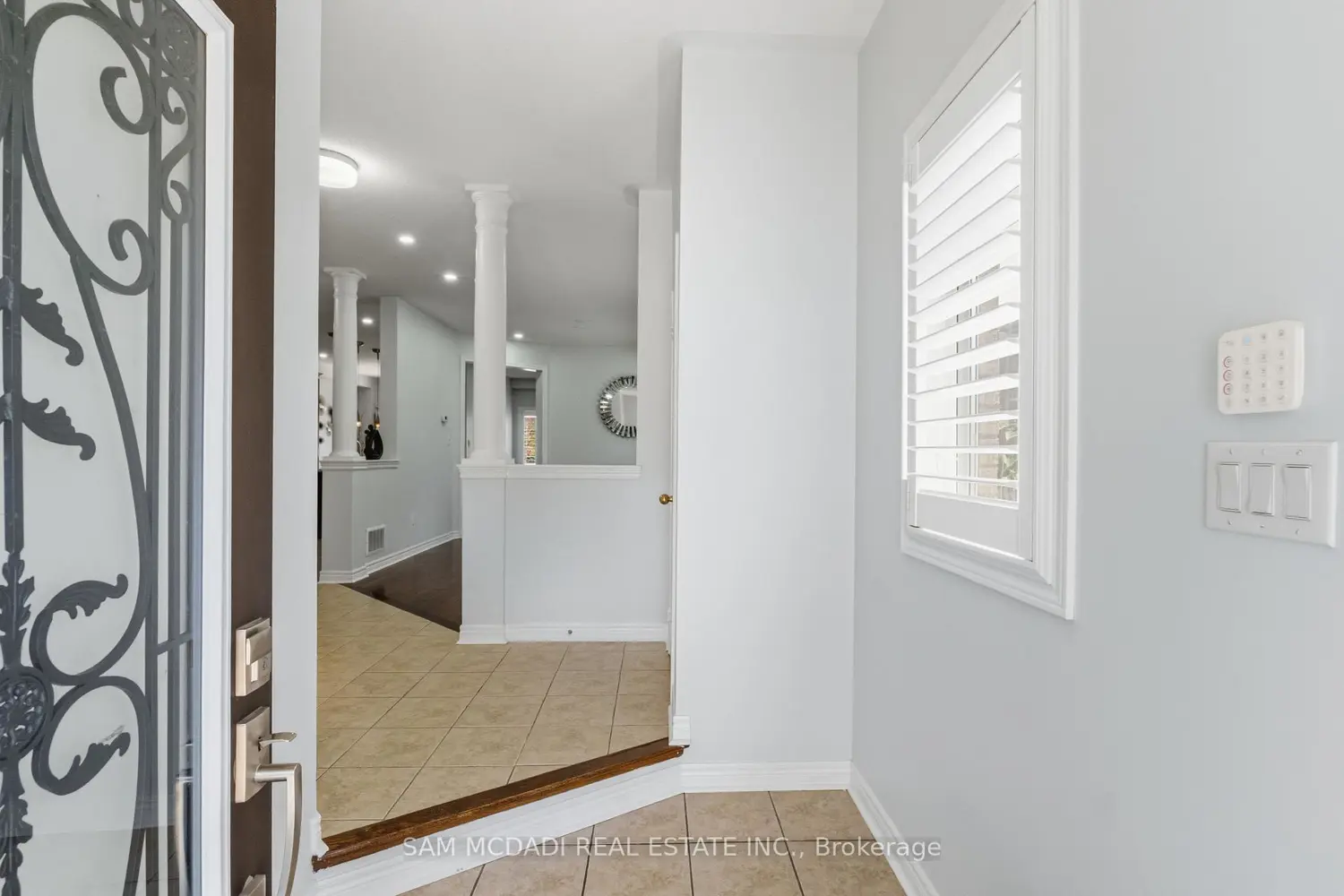 5604 Doctor Peddle Crescent