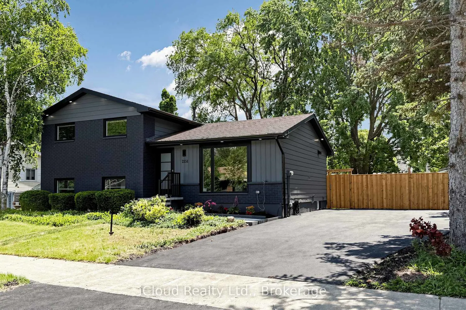 2151 Falmouth Terrace photo 2