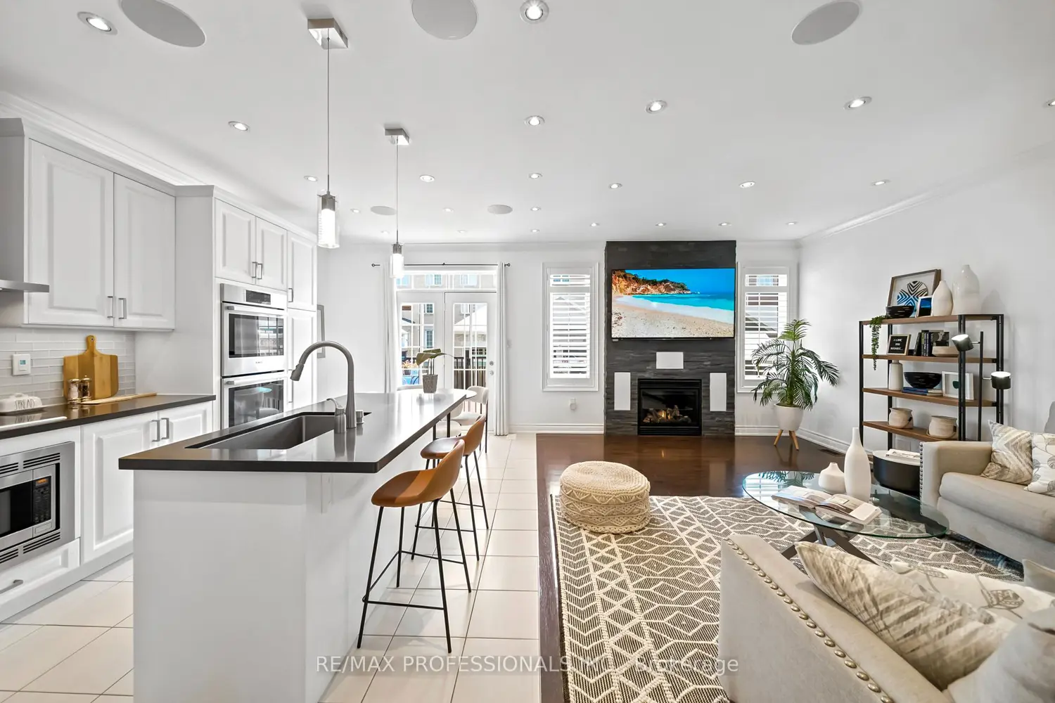 11 Pelham Drive photo 2