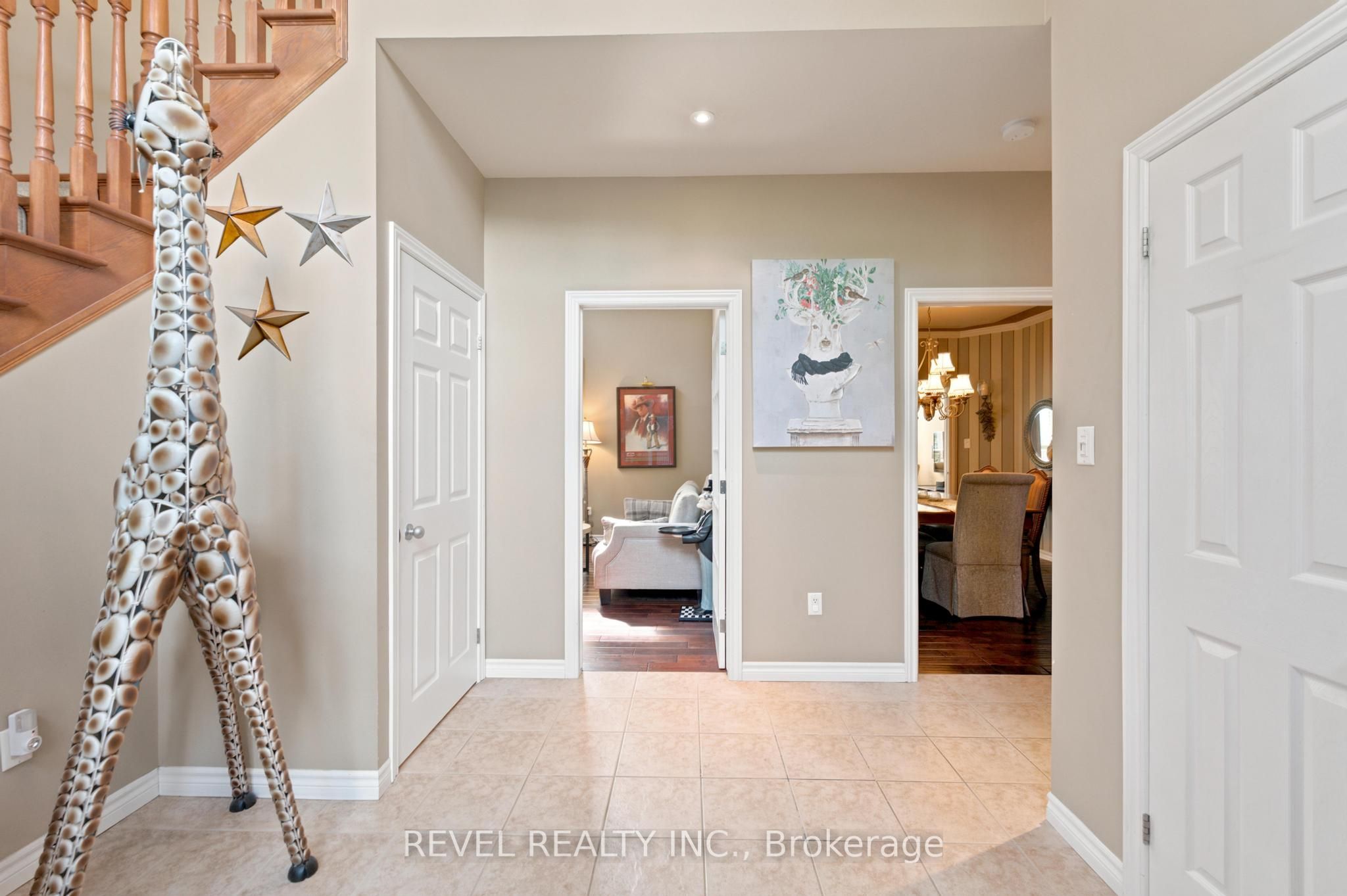 207 Valridge Drive, Hamilton, ON, L9G 4Y4 photo 4