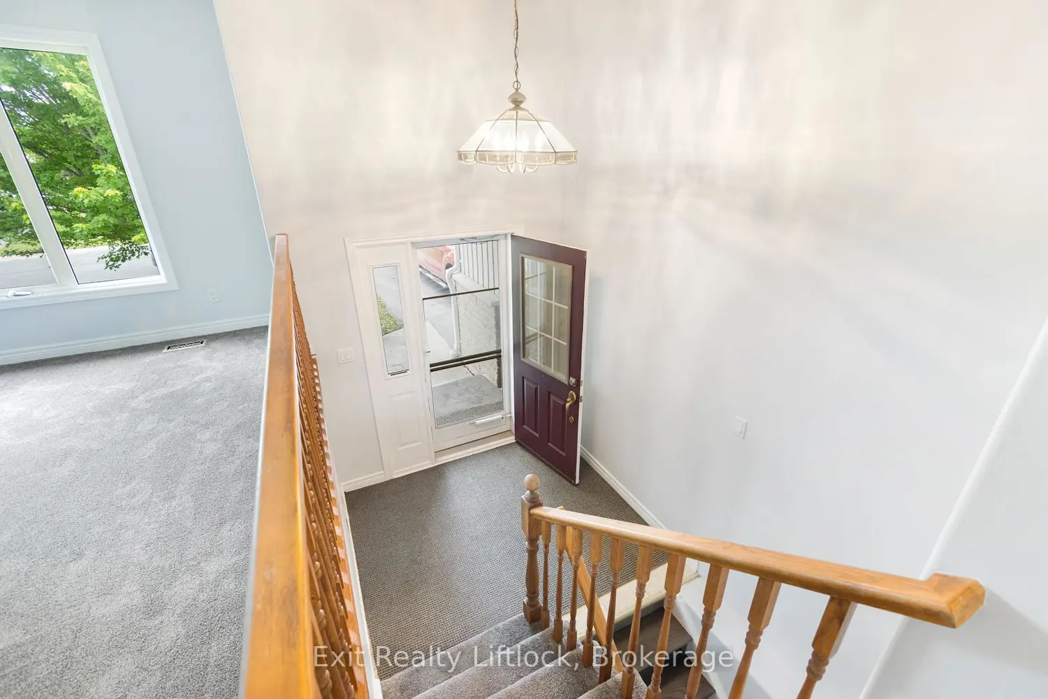 633 Trailview Drive photo 5