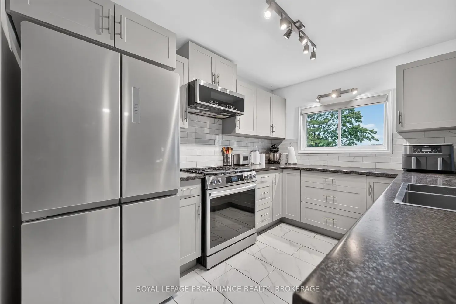134 Black Rapids Road photo 2