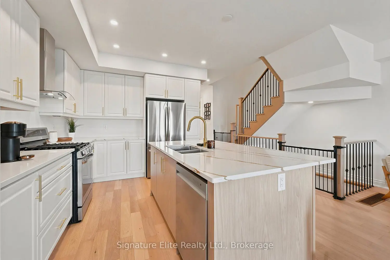 12 Kiernan Crescent photo 3