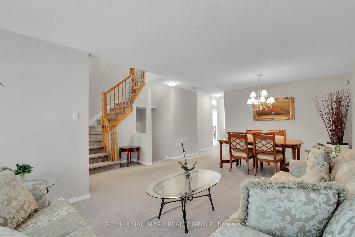634 Aquaview Drive photo 3