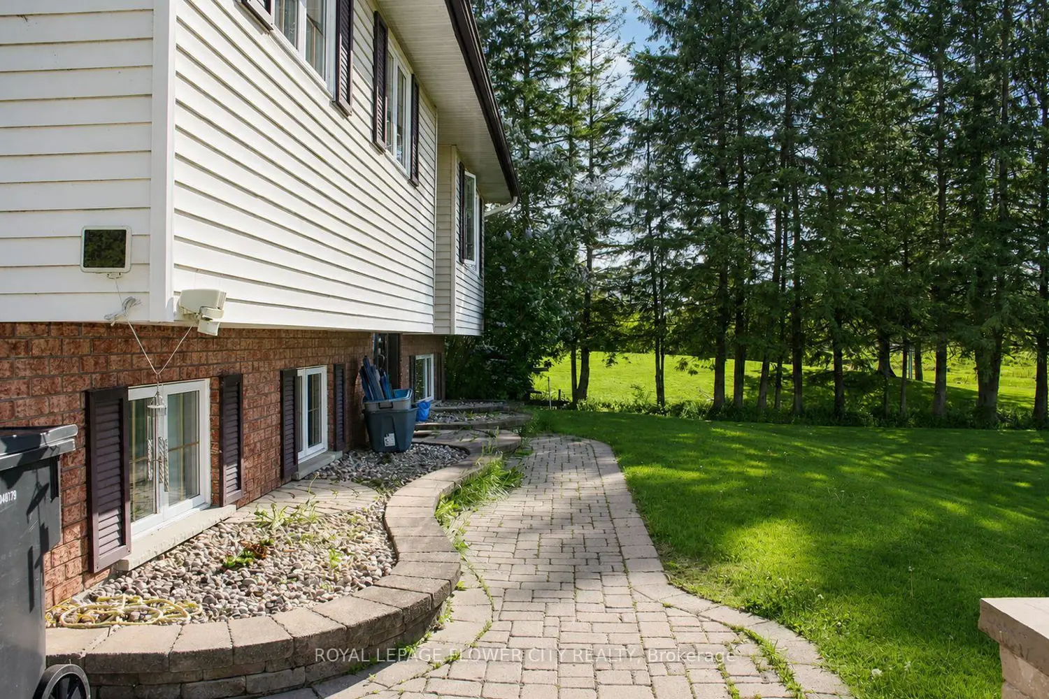 18528 Paragon Road photo 5