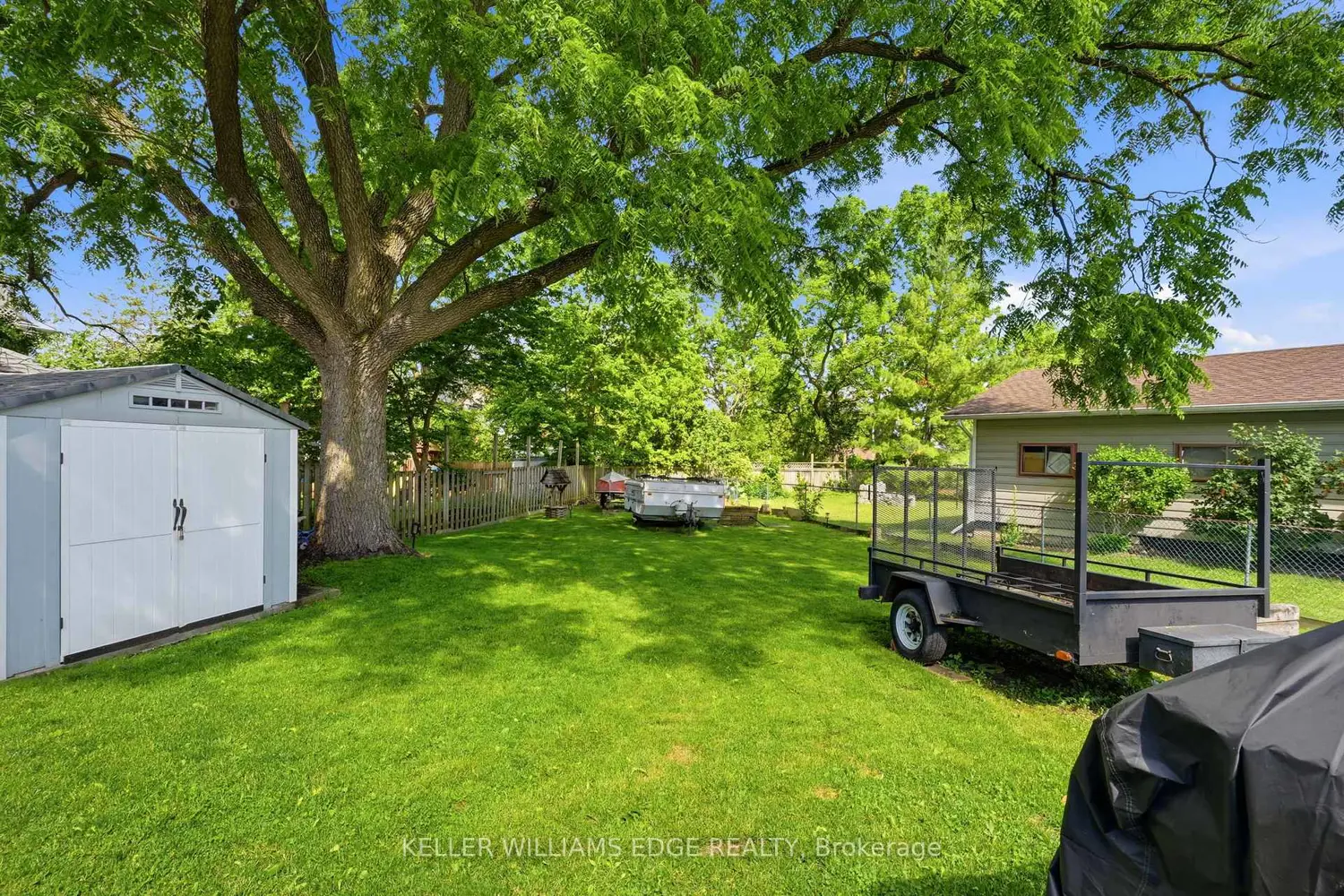 788 Laurel Street photo 3