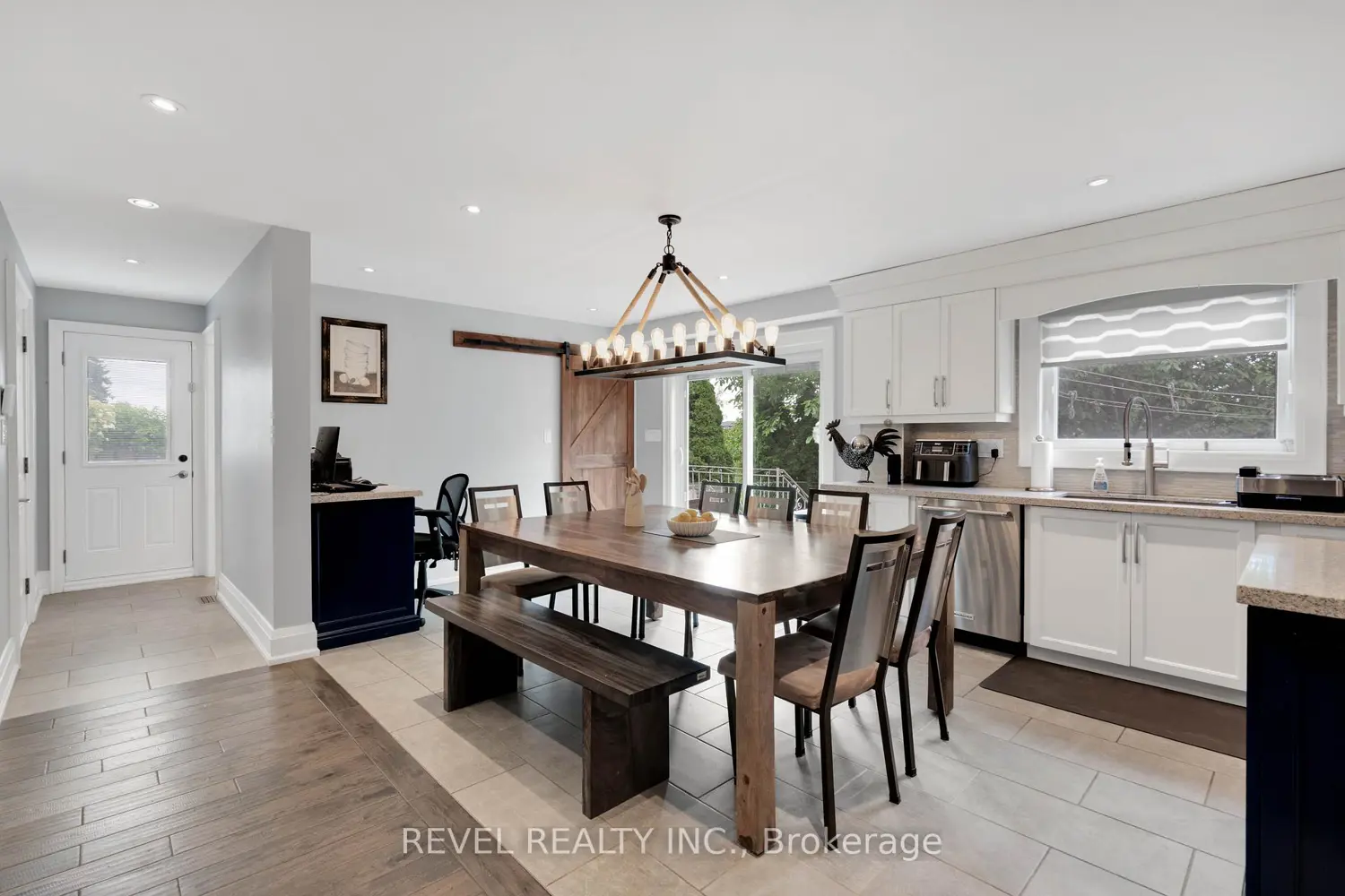 79 Arran Crescent photo 3