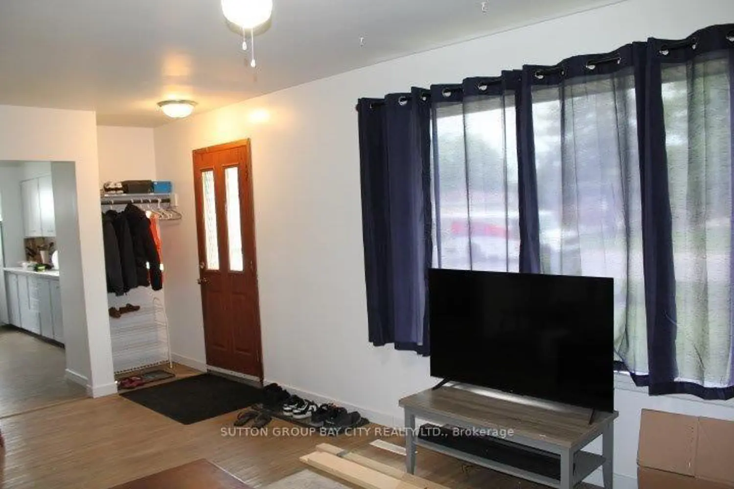 2804 Churchill Drive photo 5