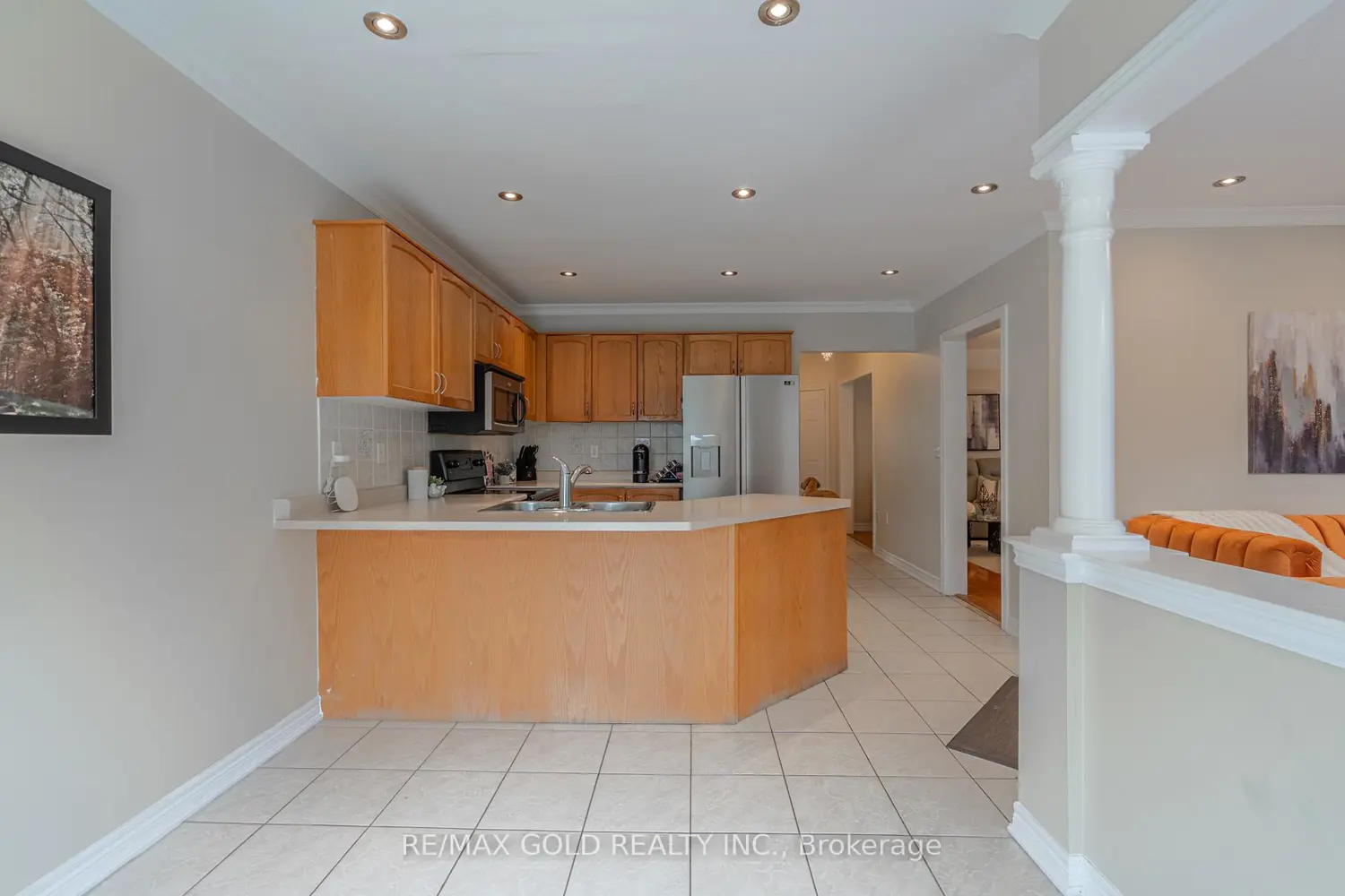 409 Fernforest Drive photo 4