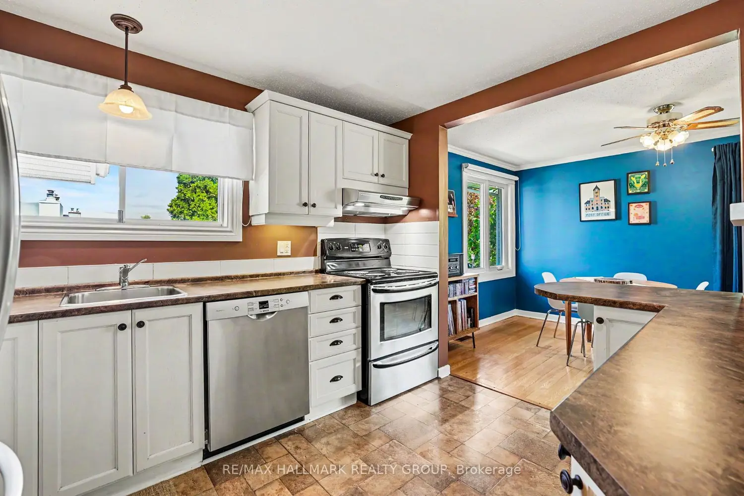 33 Newbury Avenue photo 5