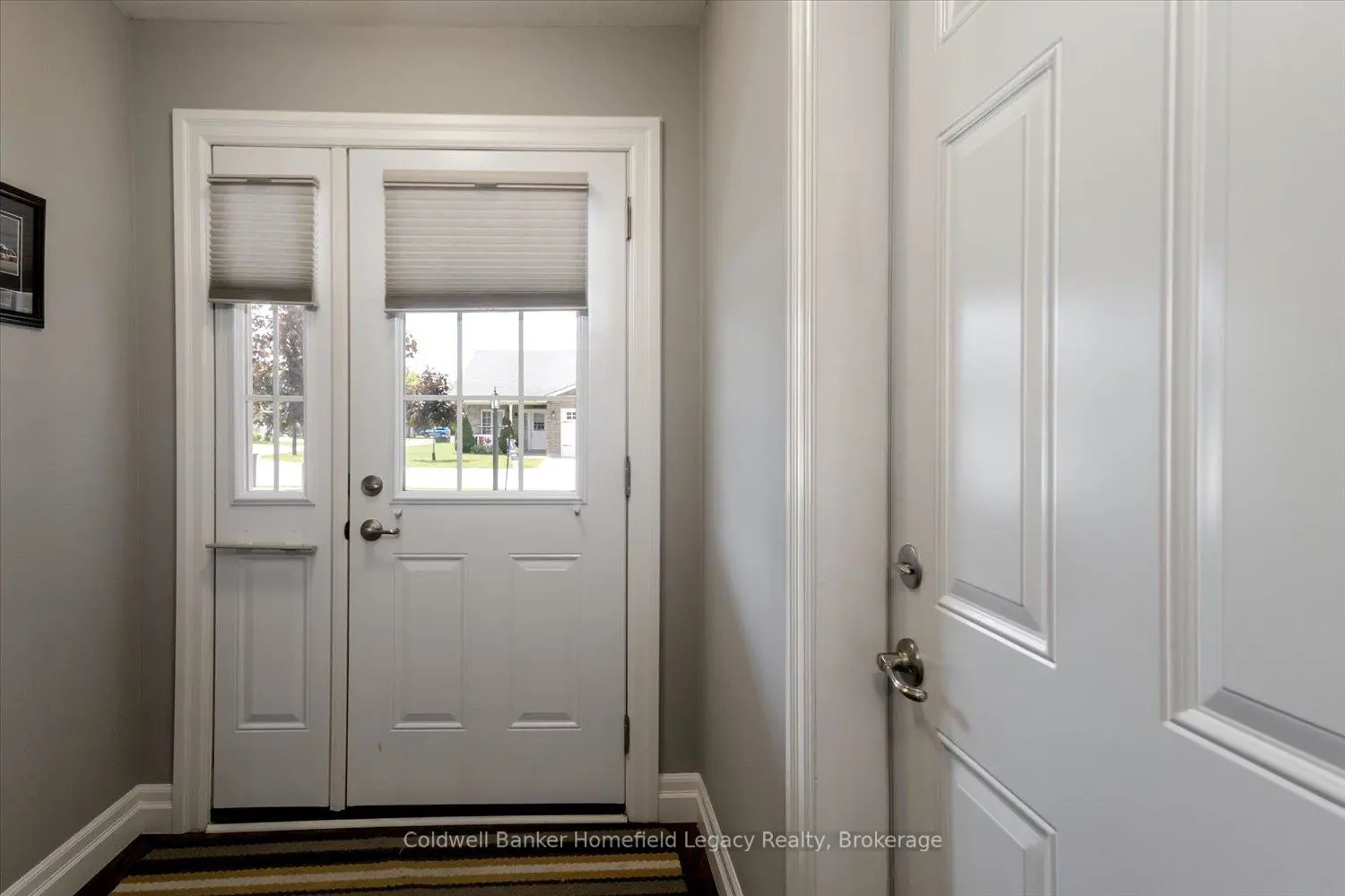 12 Devon Drive photo 4
