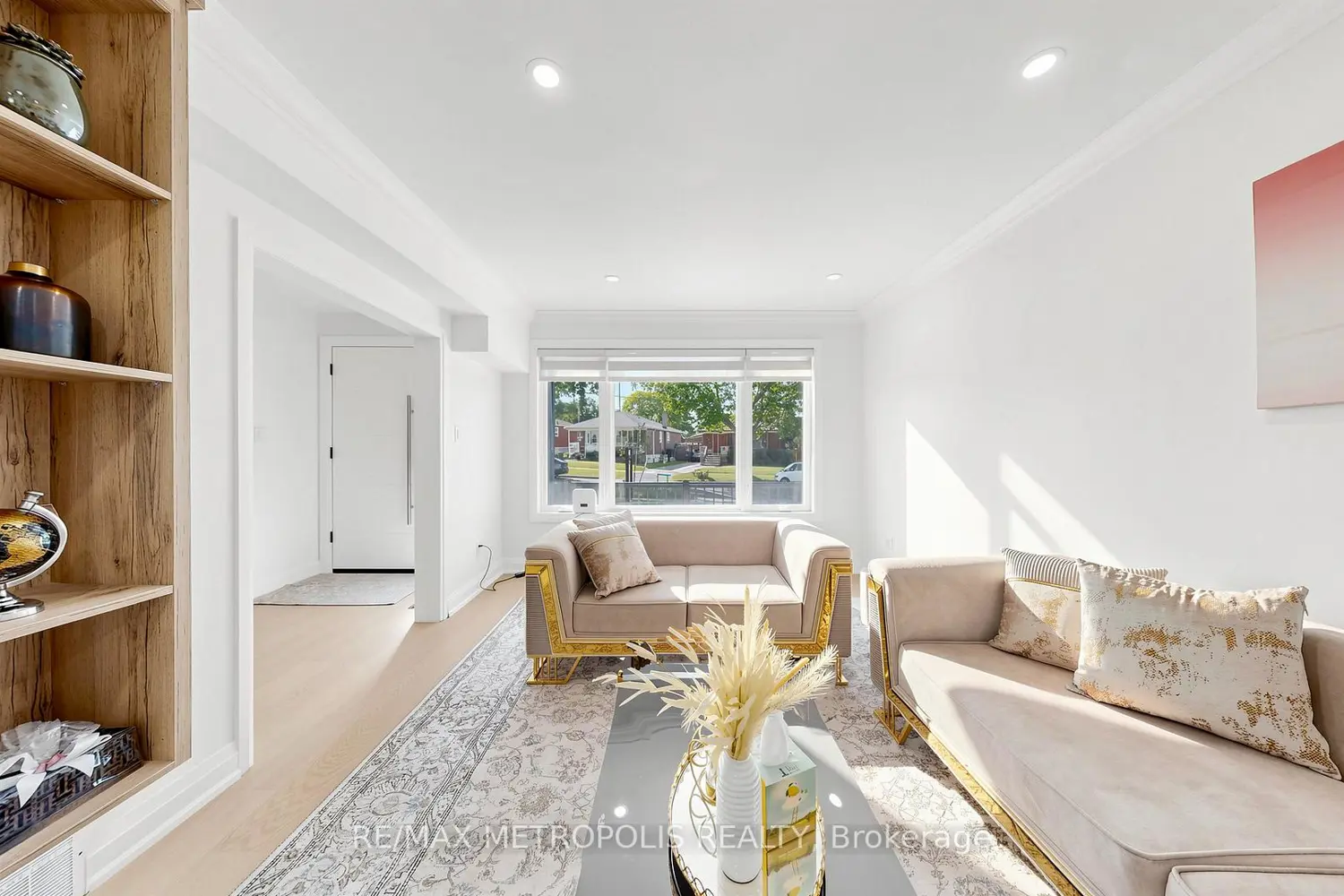 12 Romulus Drive photo 2