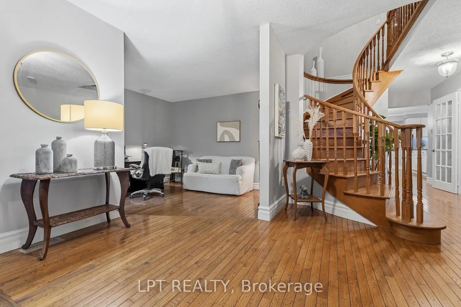 152 Mccaffrey Road photo 3
