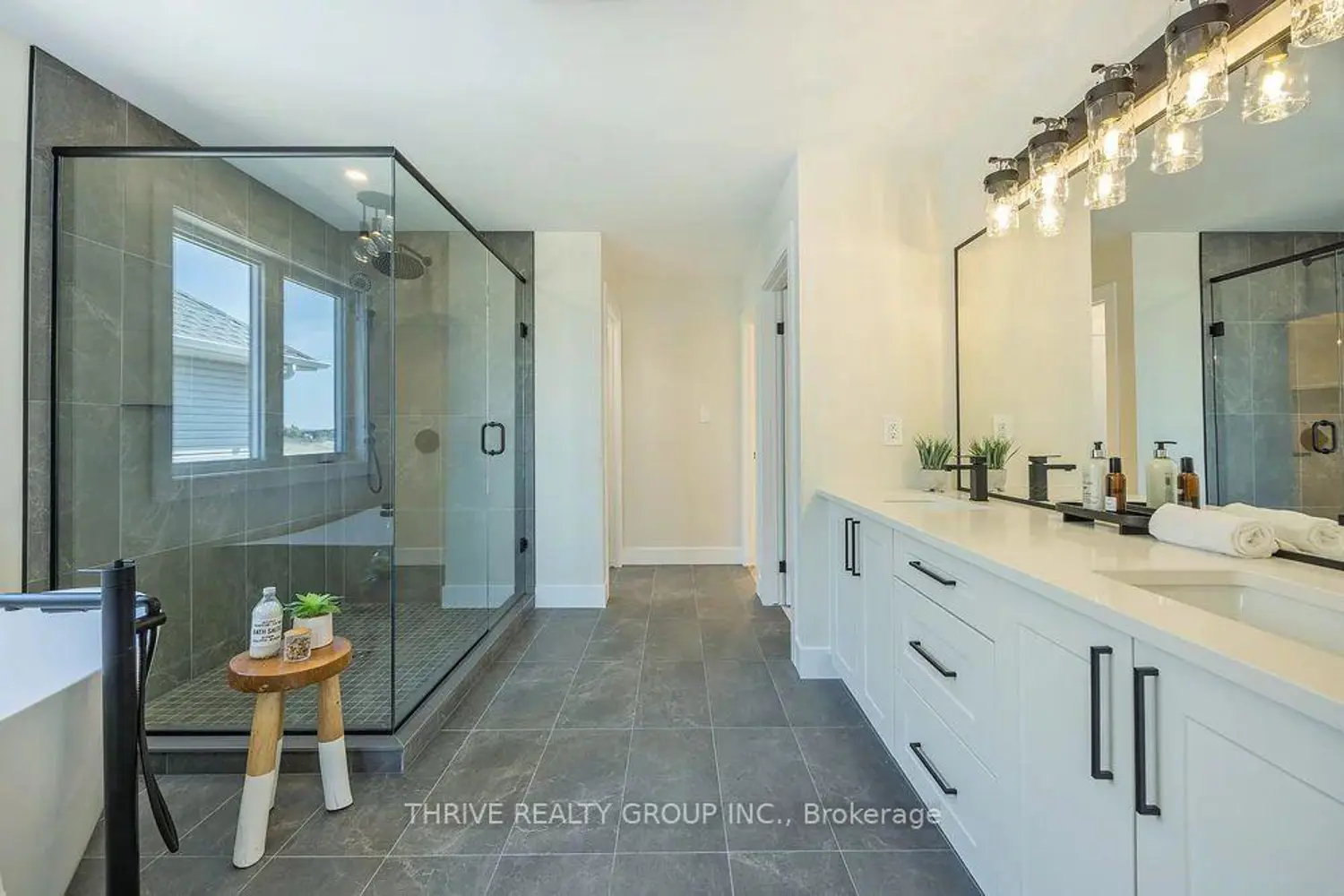 878 Lunar Drive photo 5