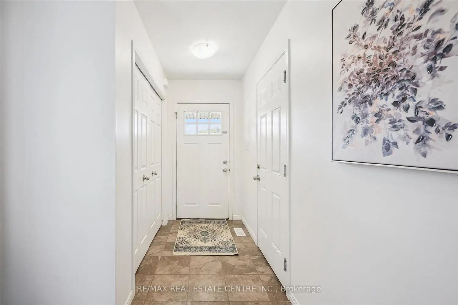 135 Hardcastle Drive 85 photo 5