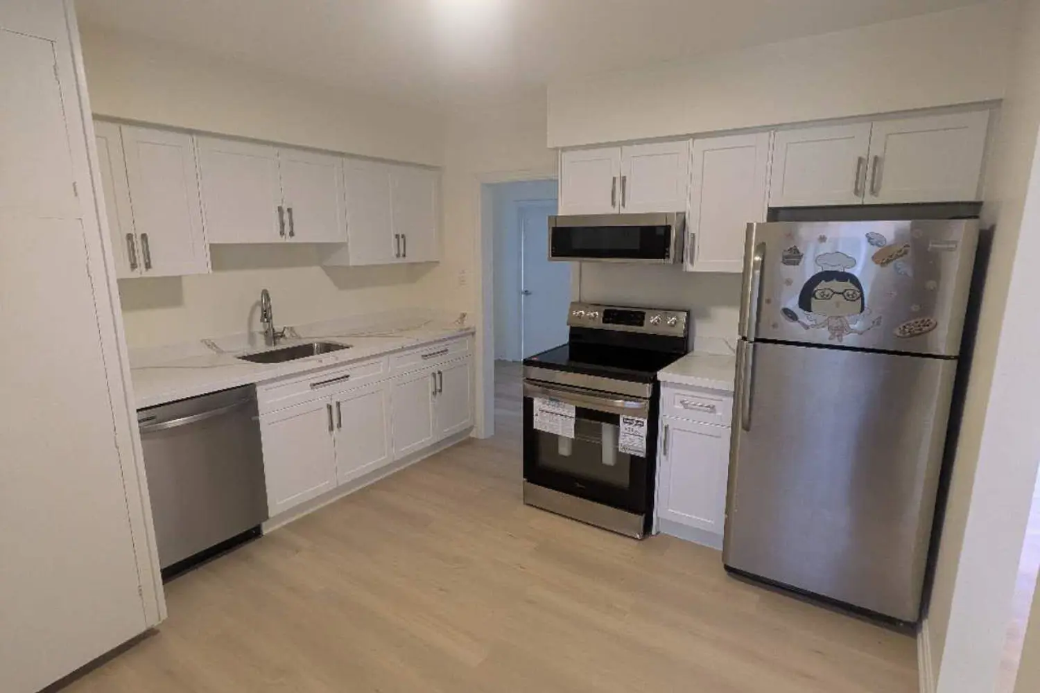 7900 Yonge Street photo 4