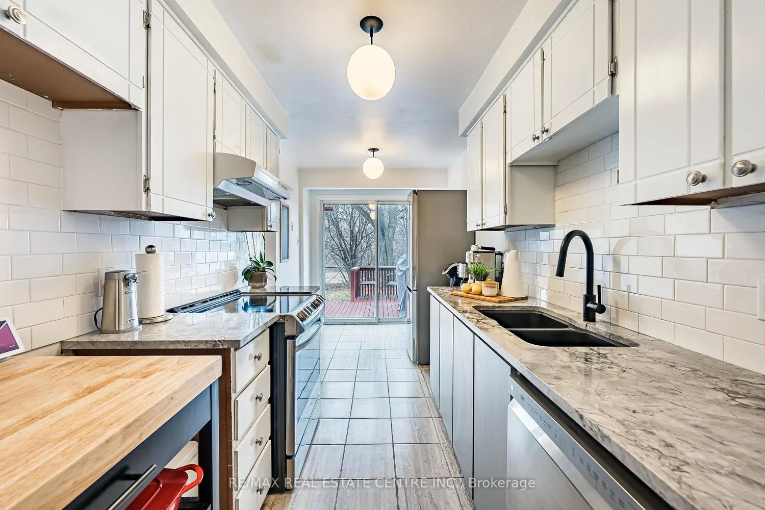 72 Malabar Crescent photo 4