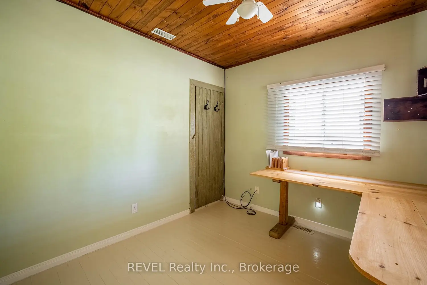 3816 Crystal Beach Drive photo 4