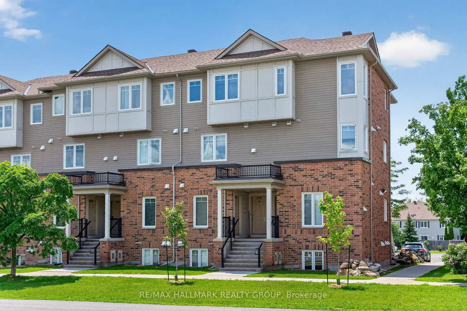 2591 Longfields Drive 26