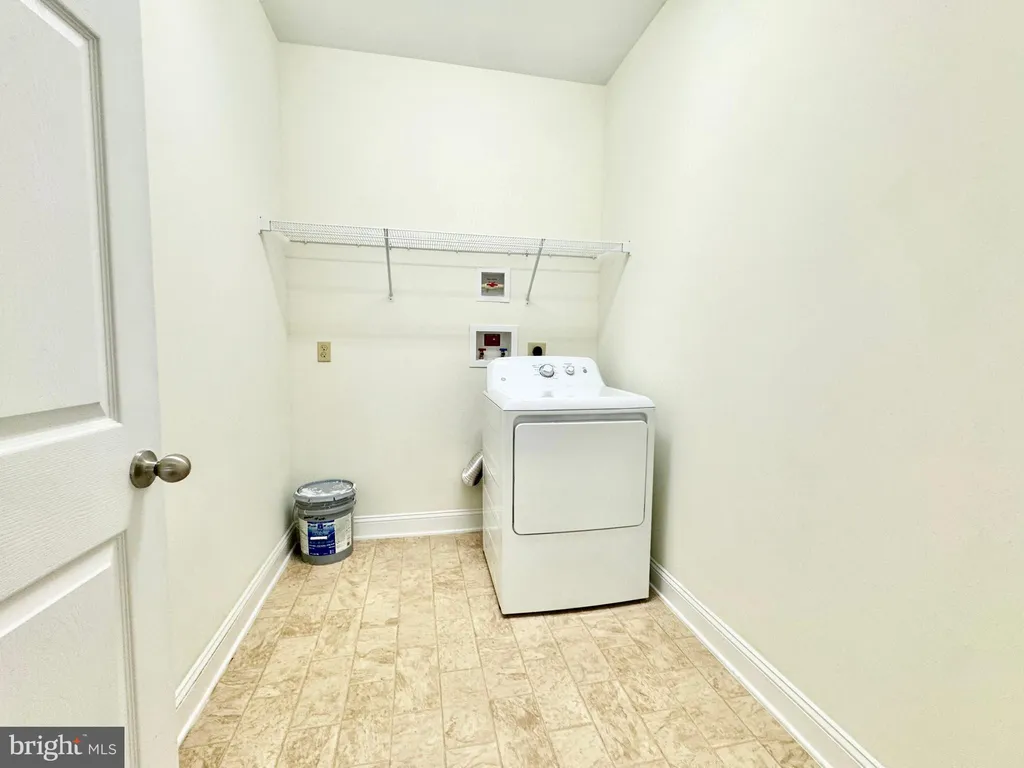 1665 Kenton Road Unit 101, Dover, DE 19904