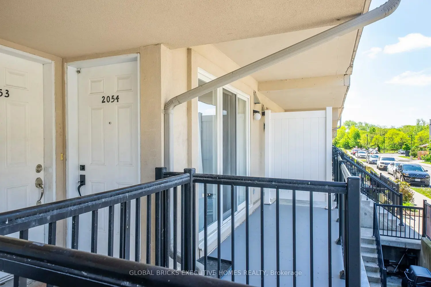 3041 Finch Avenue 2054 photo 3