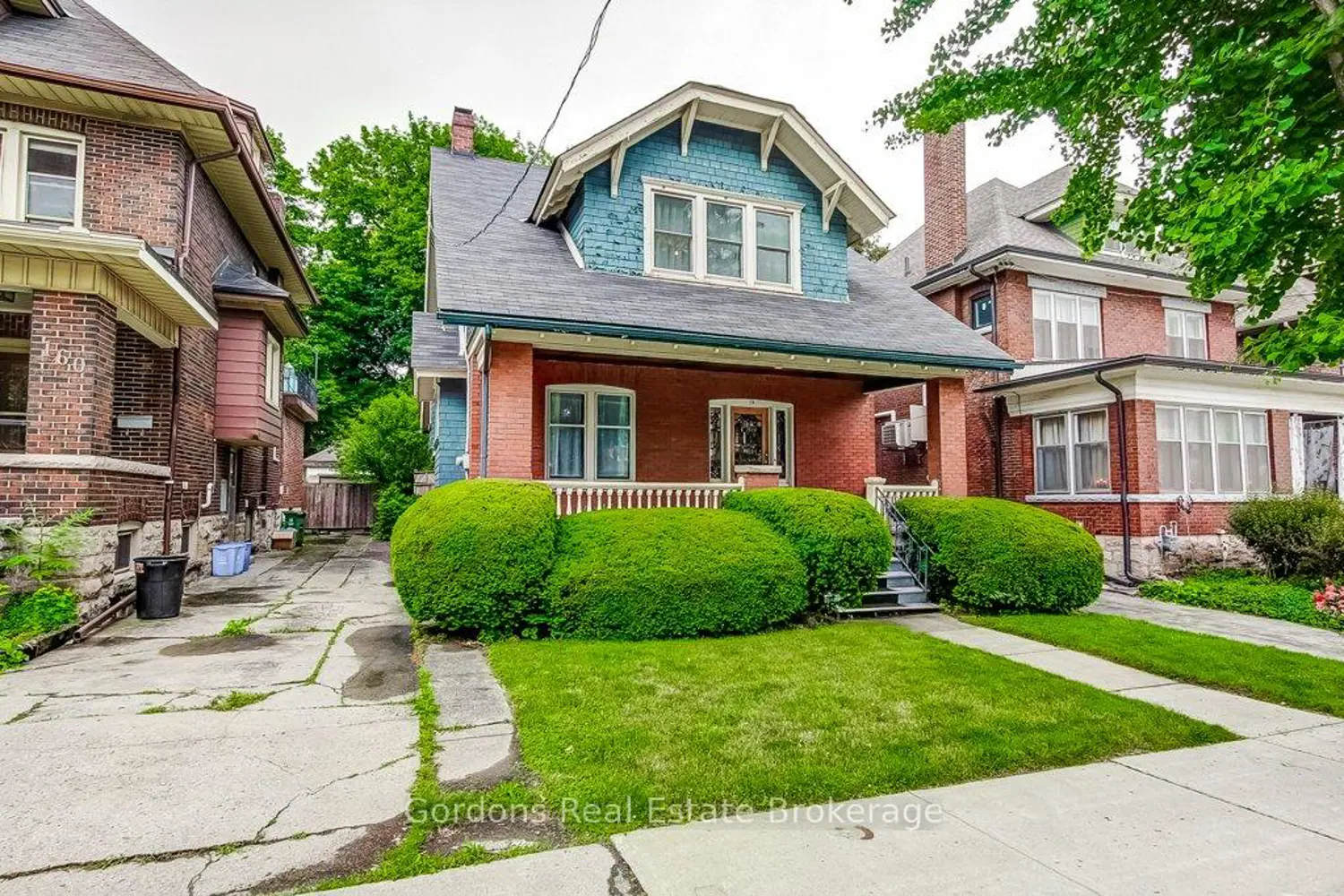 156 Sherman Avenue photo 2
