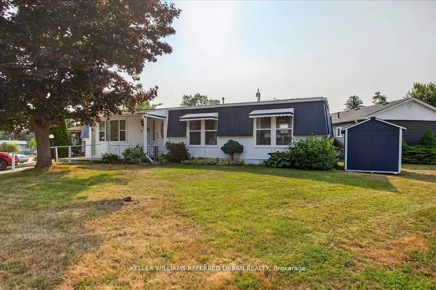 7 Sunset Drive photo 2