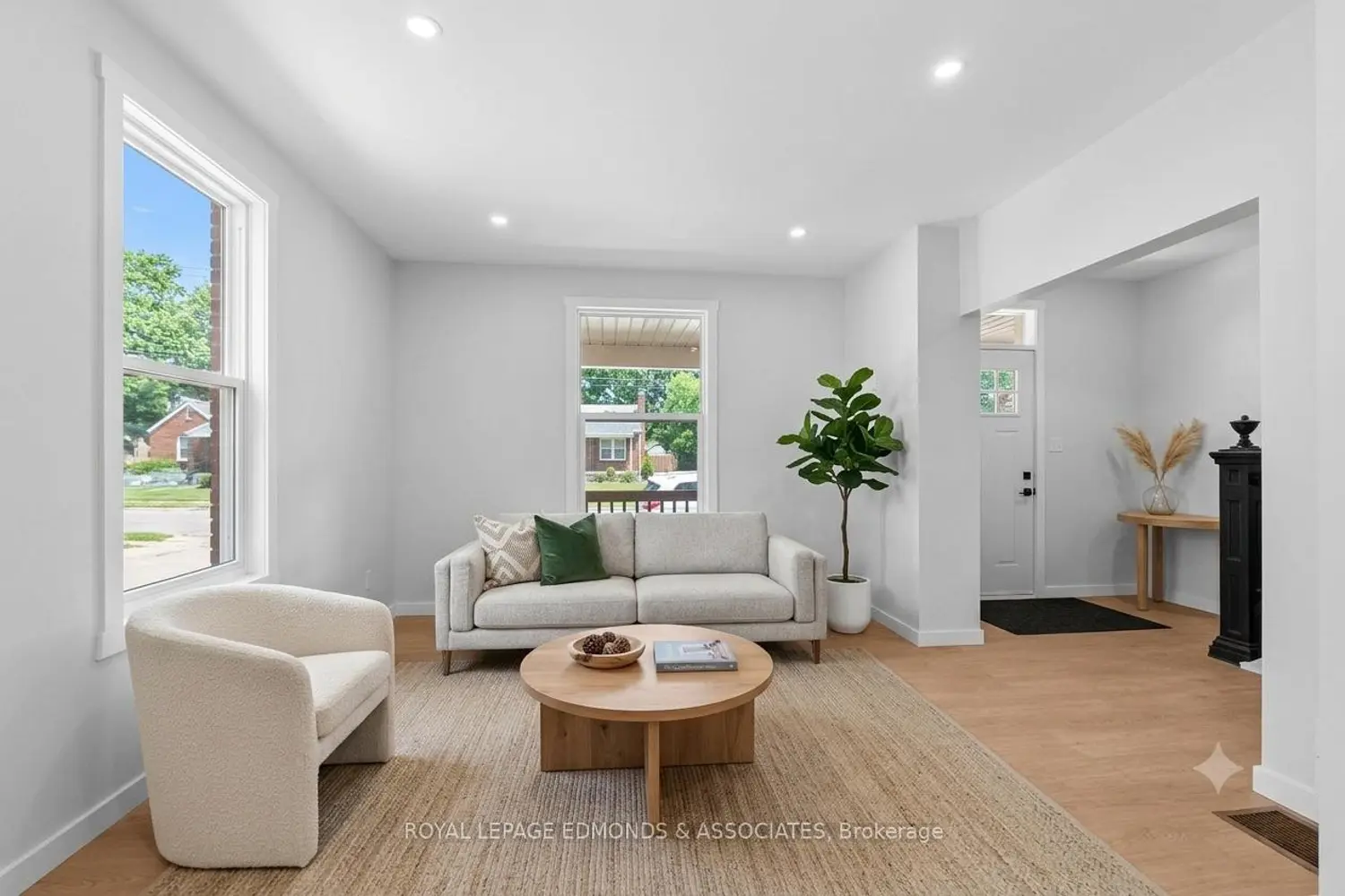 204 Mcallister Street photo 2
