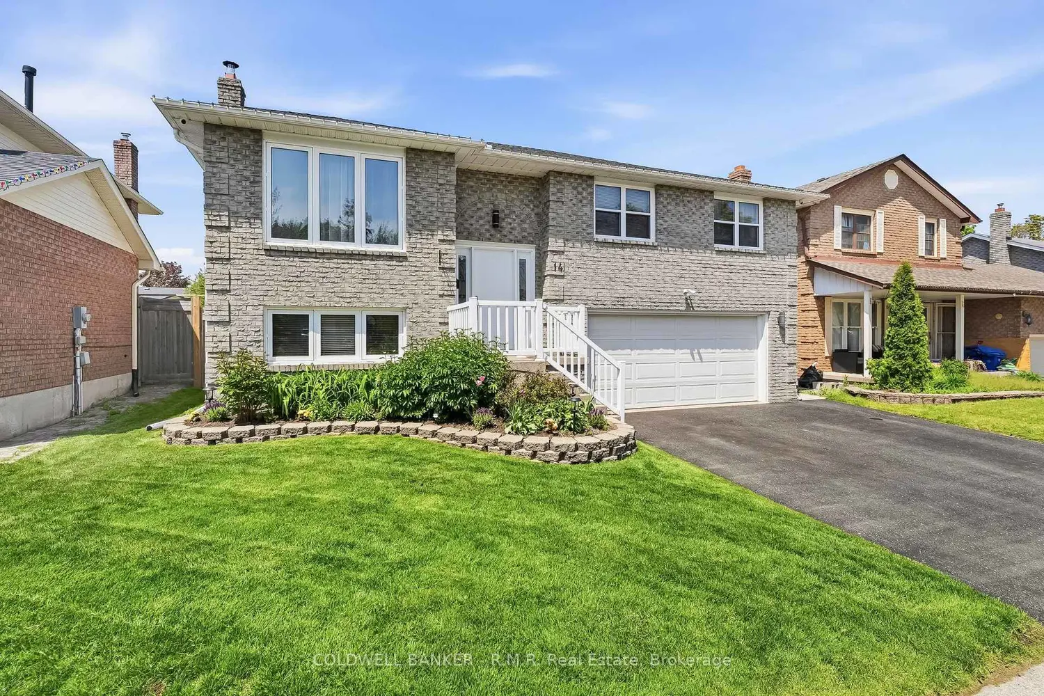 14 Glenabbey Drive photo 2
