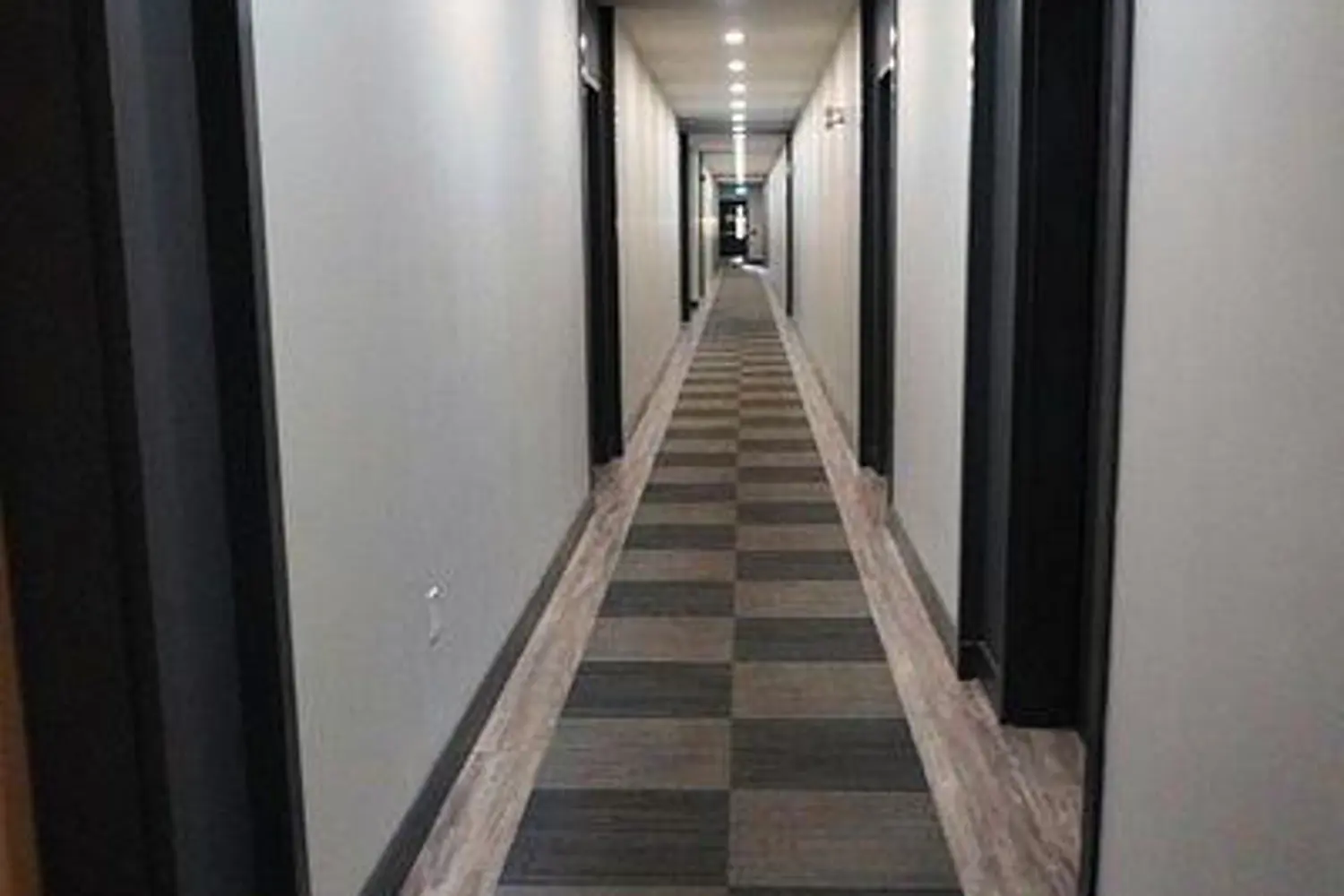 408 Dundas Street 308 photo 2