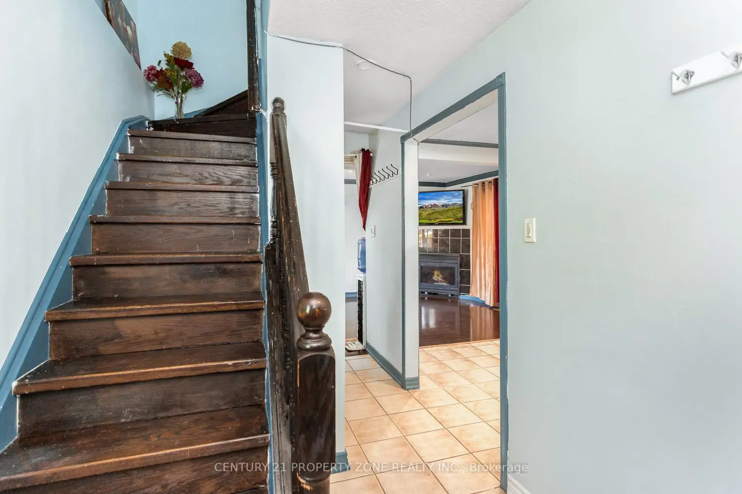 17 Hillbank Trail