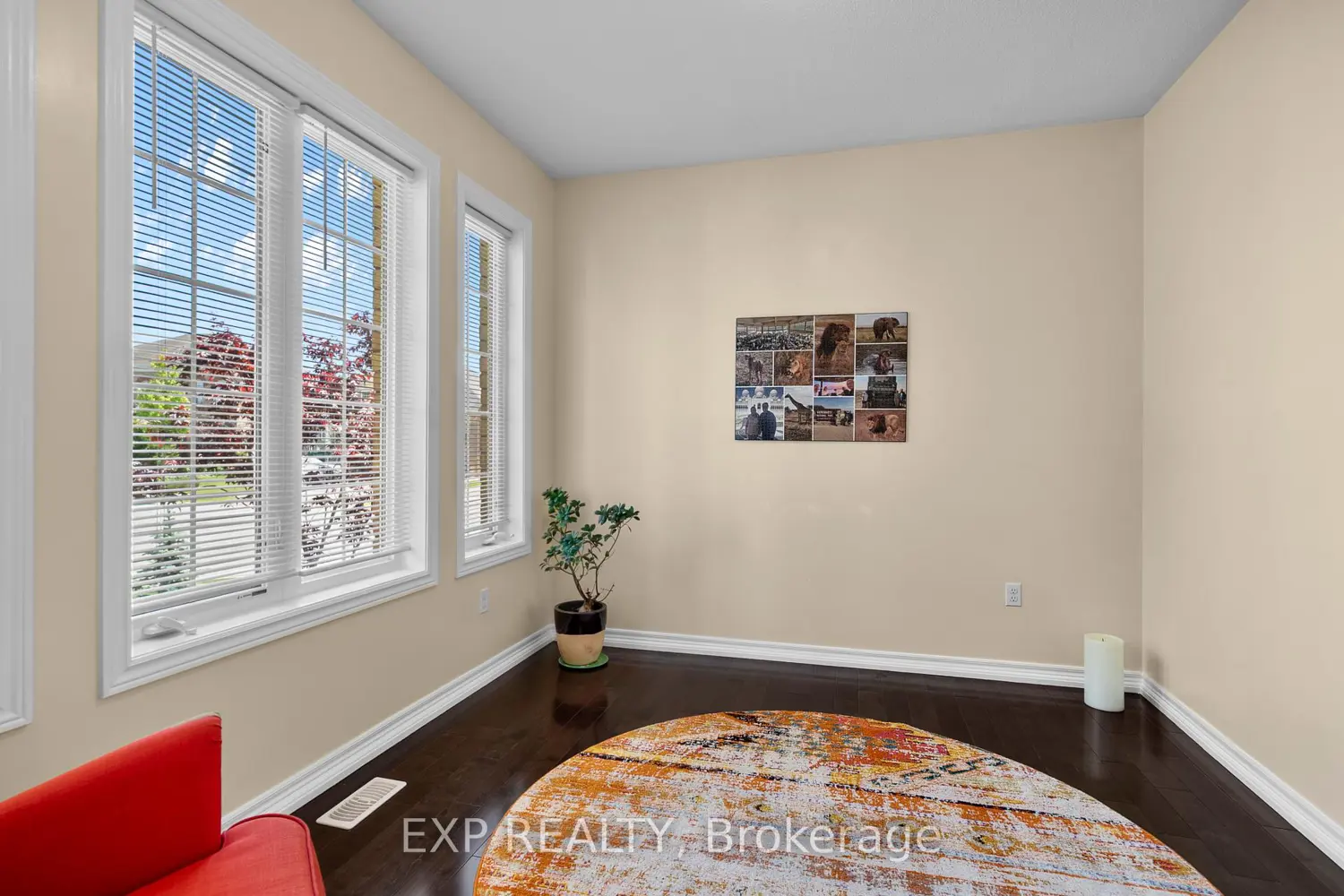 9001 Tristar Crescent photo 4