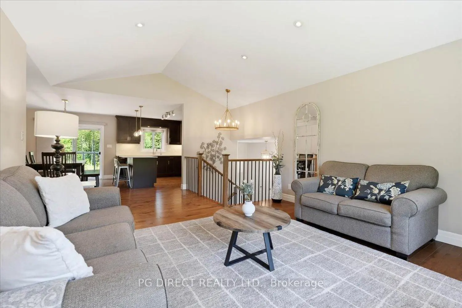 49 Whispering Woods Drive photo 3
