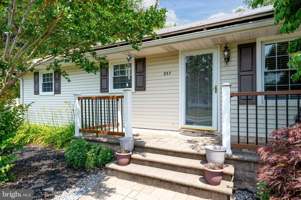 857 Bison Road, Dover, DE 19904