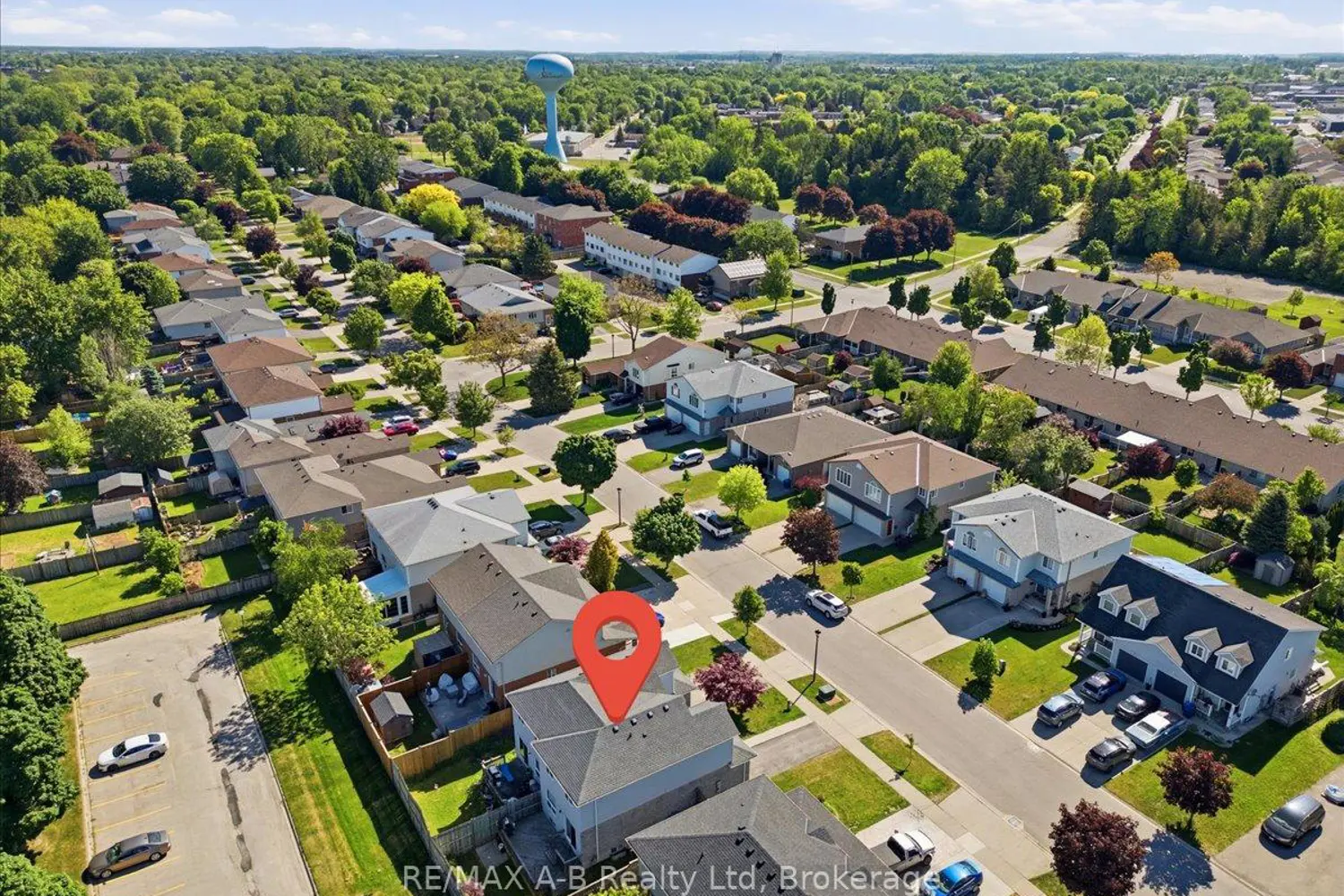 528 Nelson Street photo 3