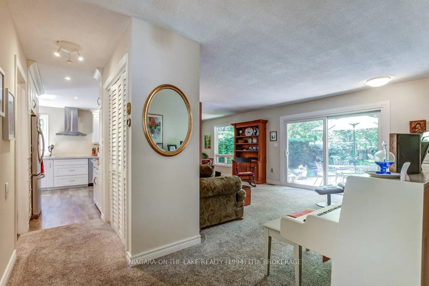 336 Gage Street photo 4