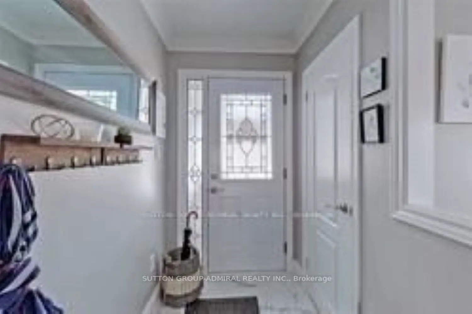 114 Cartier Crescent