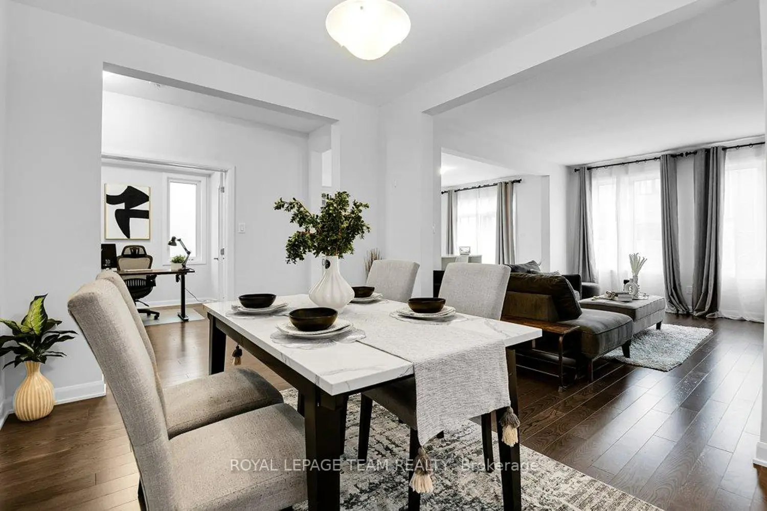 784 Cappamore Drive photo 4