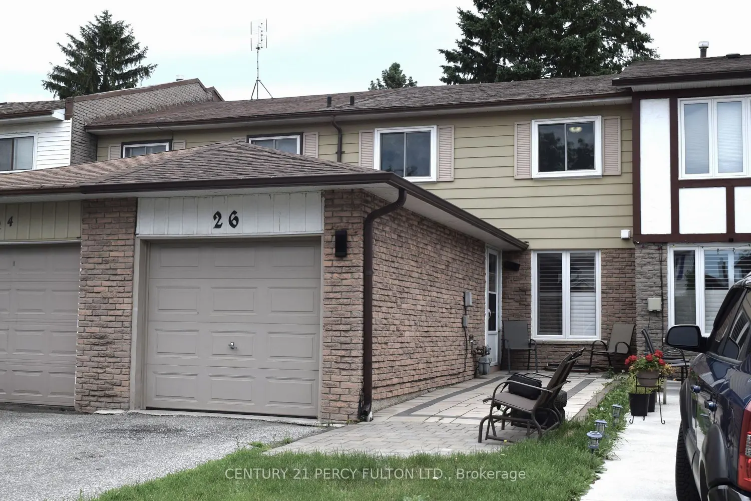 26 Robbinstone Drive photo 3