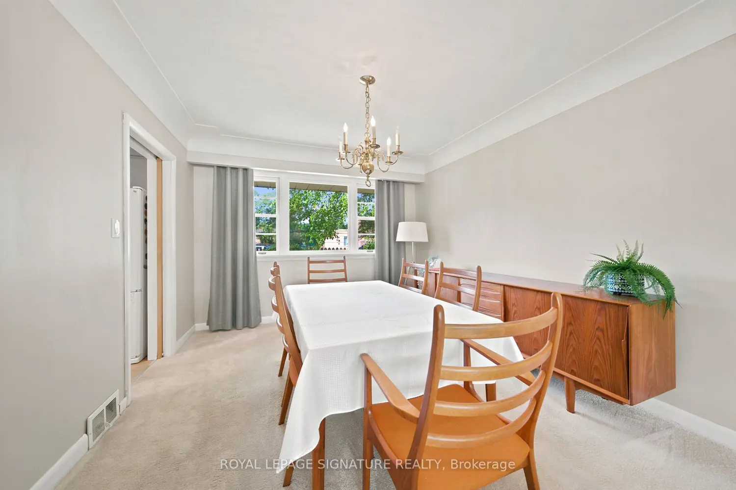 308 South Court photo 3