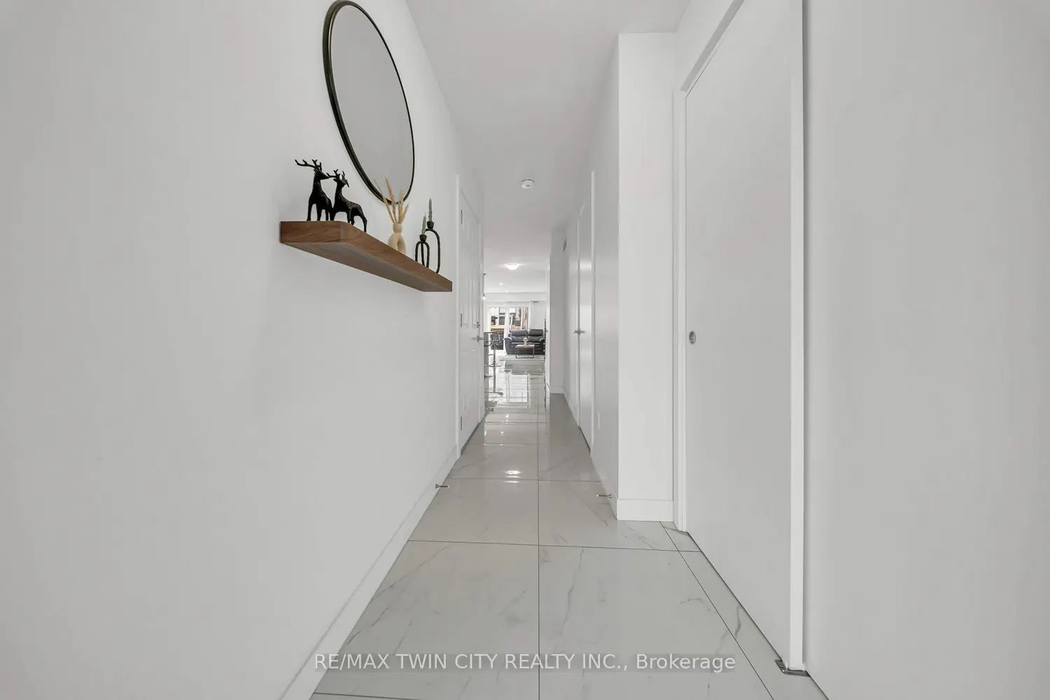 13 Pony Way photo 4