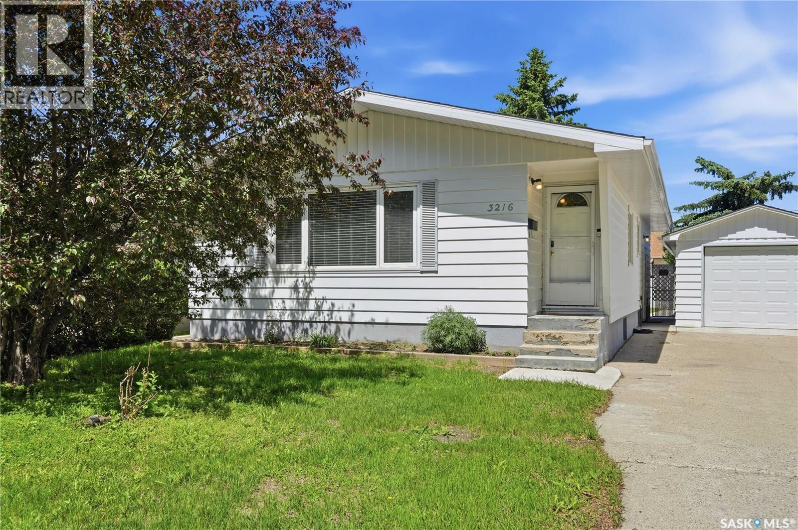 3216 28th Avenue, Regina, SK, S4S2M9
