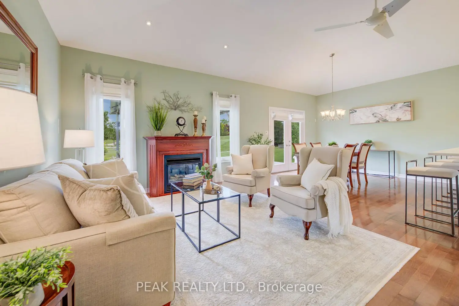 148 Devonshire Drive photo 3