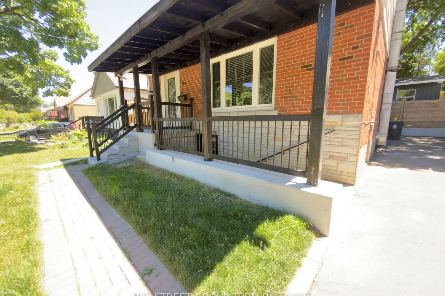 134 Clearbrooke Circle